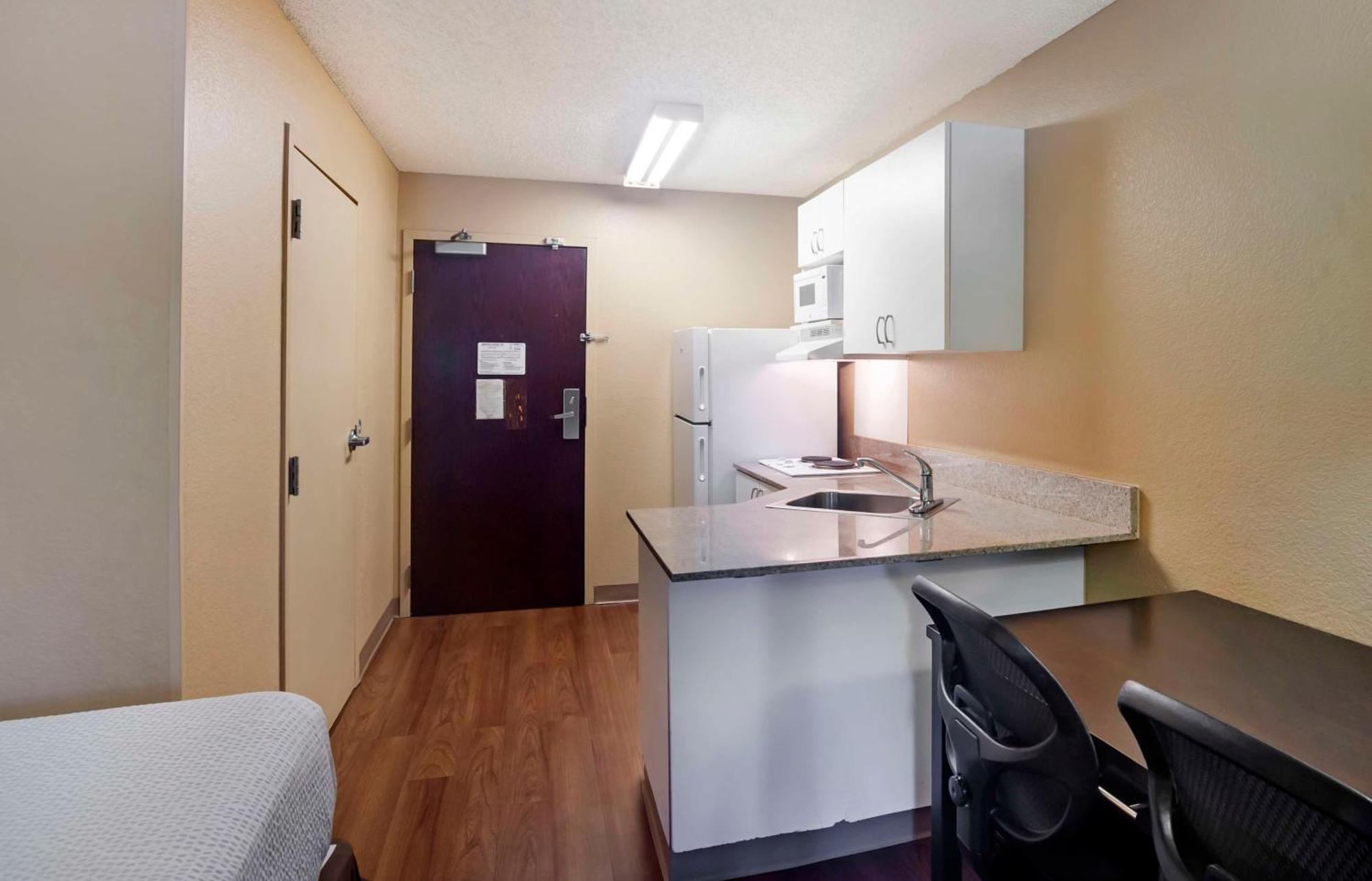 Extended Stay America Suites - San Diego - Mission Valley - Stadium Zewnętrze zdjęcie