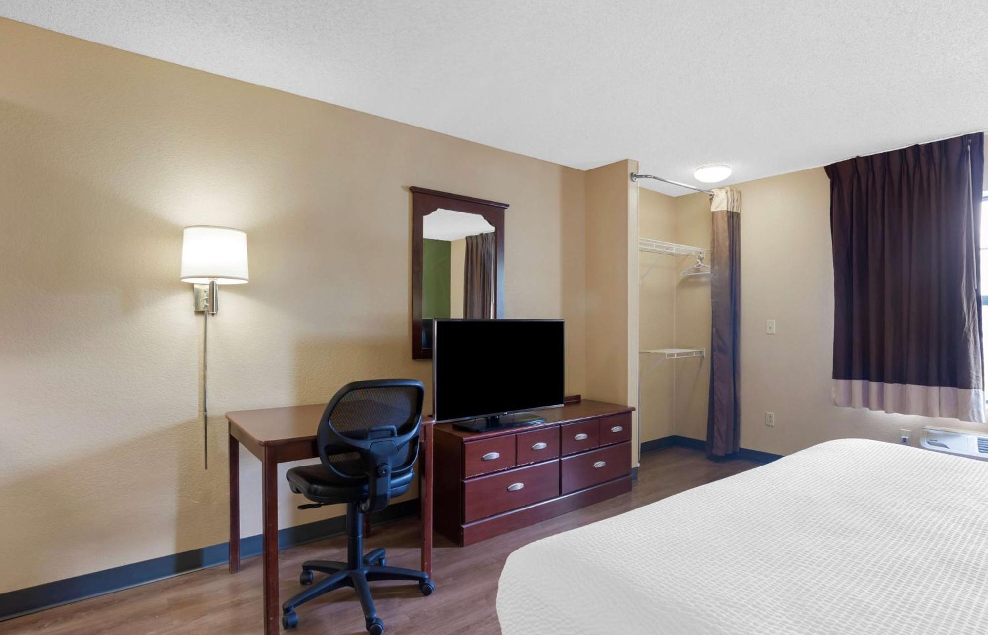 Extended Stay America Suites - San Diego - Mission Valley - Stadium Zewnętrze zdjęcie