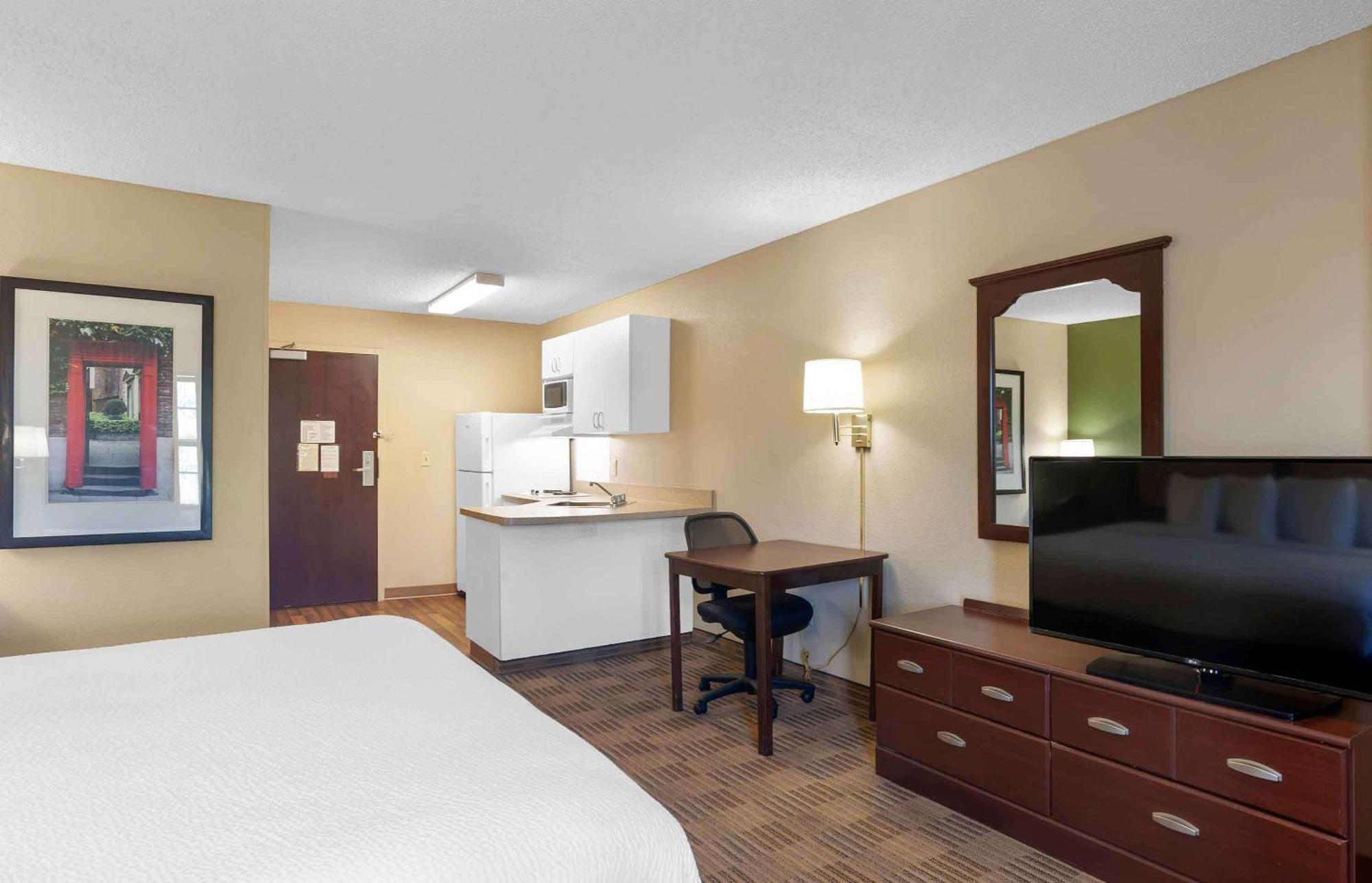 Extended Stay America Suites - San Diego - Mission Valley - Stadium Zewnętrze zdjęcie