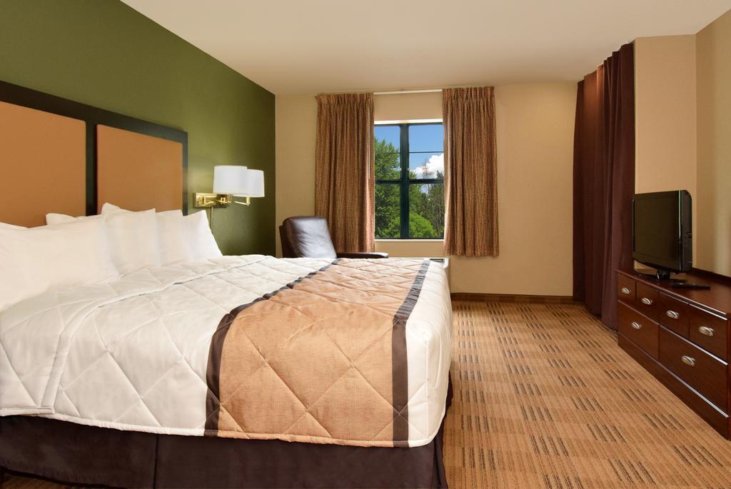 Extended Stay America Suites - San Diego - Mission Valley - Stadium Zewnętrze zdjęcie